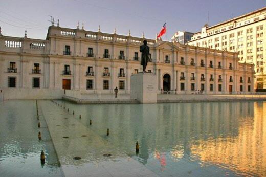 Depto 707 Excelente Ubicacion Metro Sta Lucia, Barrio Paris Londres Centro Santiago Apartment Ngoại thất bức ảnh